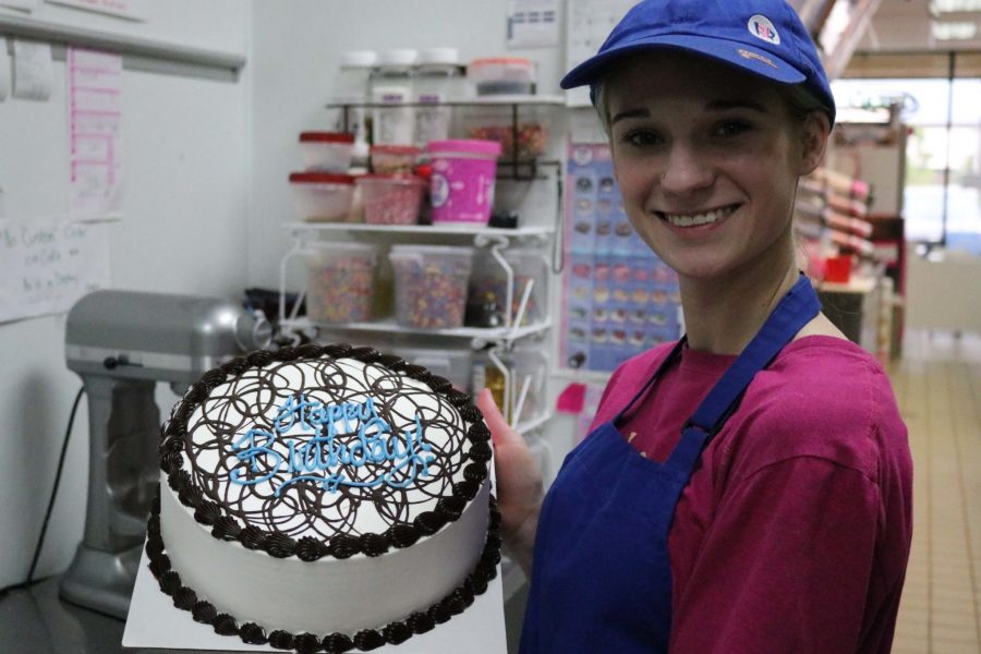 Tubbs Designs Intricate Cakes
